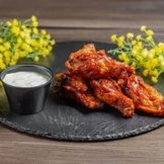Madness Wings